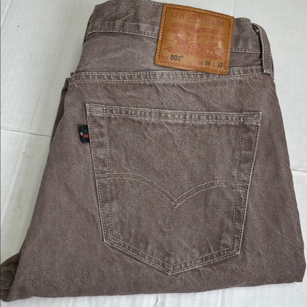 Levi’s 501 Fresh Premium Brown Wash Button Fly‎ Men’s 36W Denim Jeans Cherry Tag